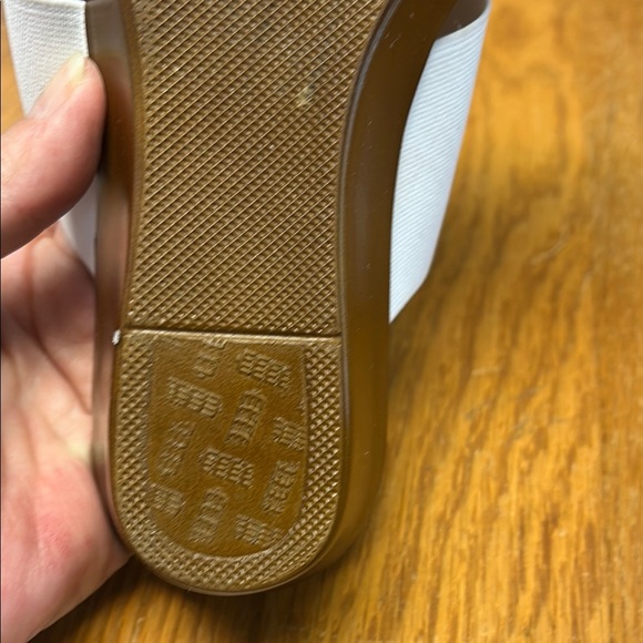 White and Brown Floral Sandals with Double Strap Design - Picture 5 of 5